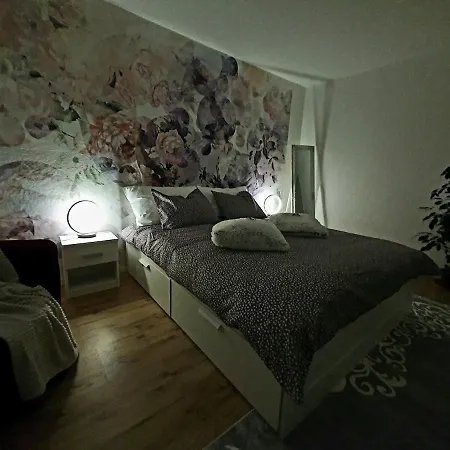 Flowerroom Con Bagno Privato Affittacamere *